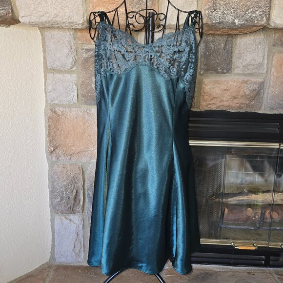 Victoria's Secret Dark Green Lace Slip Dress - Picture 1 of 12